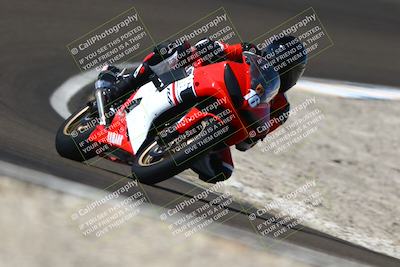 media/Sep-21-2025-TrackDaz (Sun) [[277c75b276]]/A Group/12pm (Turn 2)/